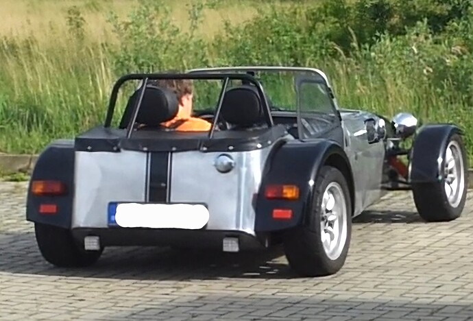 Screenshot_20251211_220657_Gallery(1)